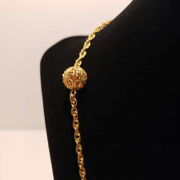 Gold tone Filagree Balls Necklace and Pierced Earrings - Picture 5 of 7